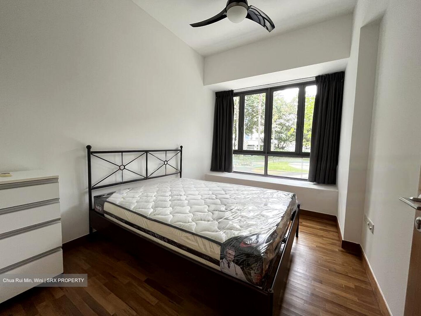 Waterfront Isle (D16), Condominium #458824681